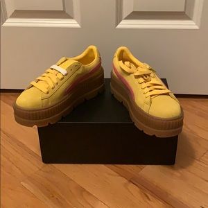 Fenty Puma platforms size 6.5